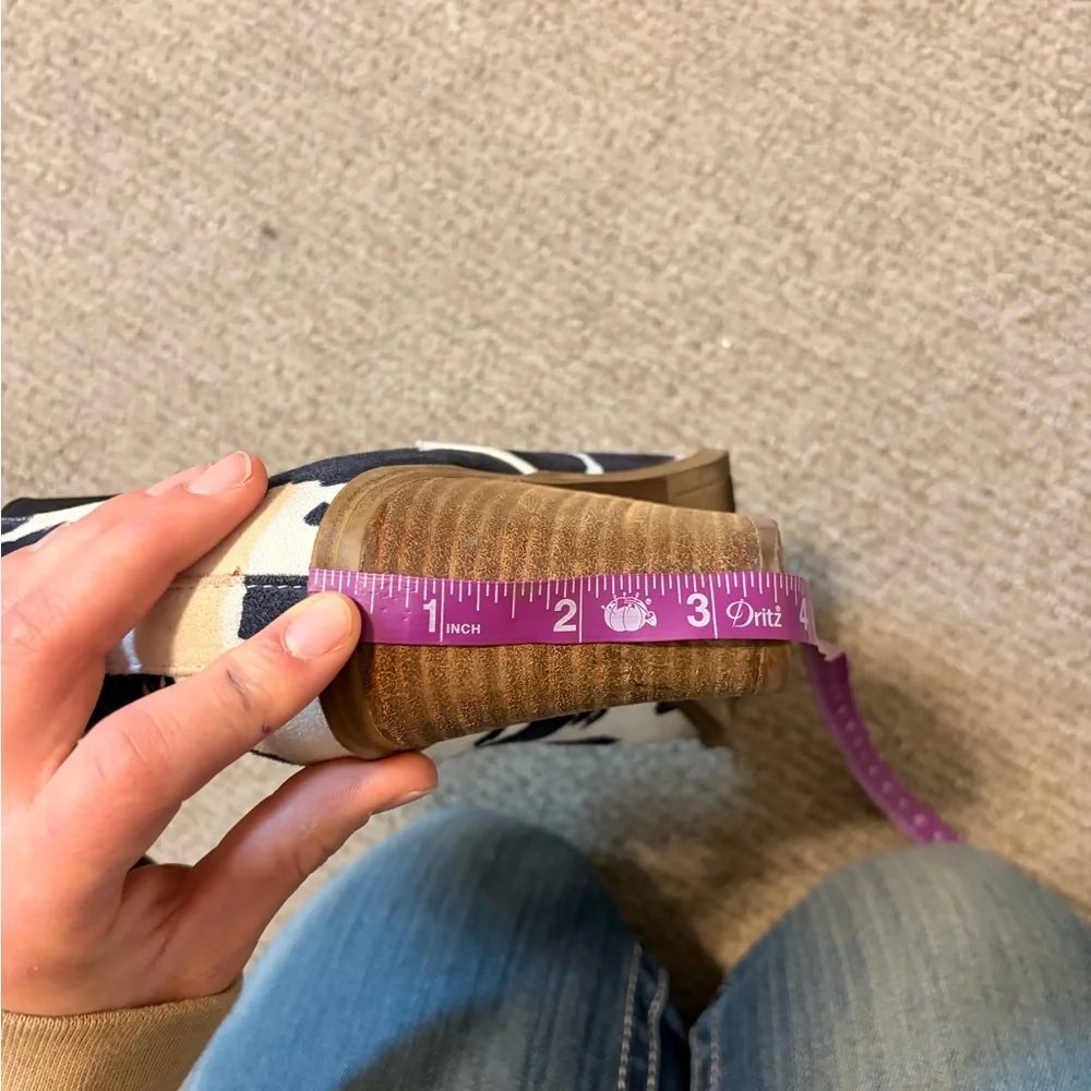 Womens cowprint Ankle block heel Boots - Picture 6 of 7